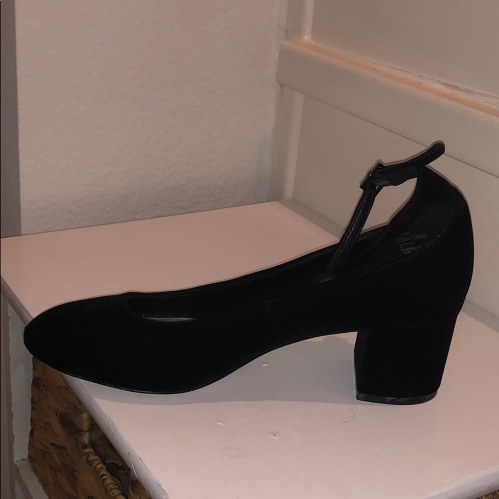 Black heals